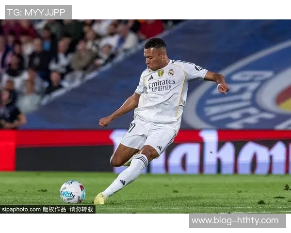 三大锋线巨星齐发力凯恩哈兰德各22球姆巴佩紧随其后 三大锋线巨星齐发力凯恩哈兰德各22球姆巴佩紧随其后