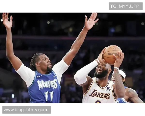 湖人第三节狂飙31-15逆转黄蜂赛季最佳表现再现球场风采